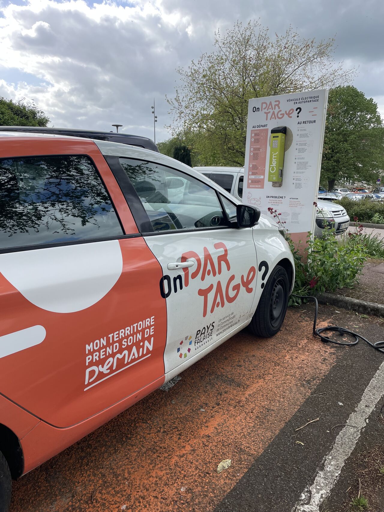 Véhicule en autopartage à 100 mètres du Vauquelin