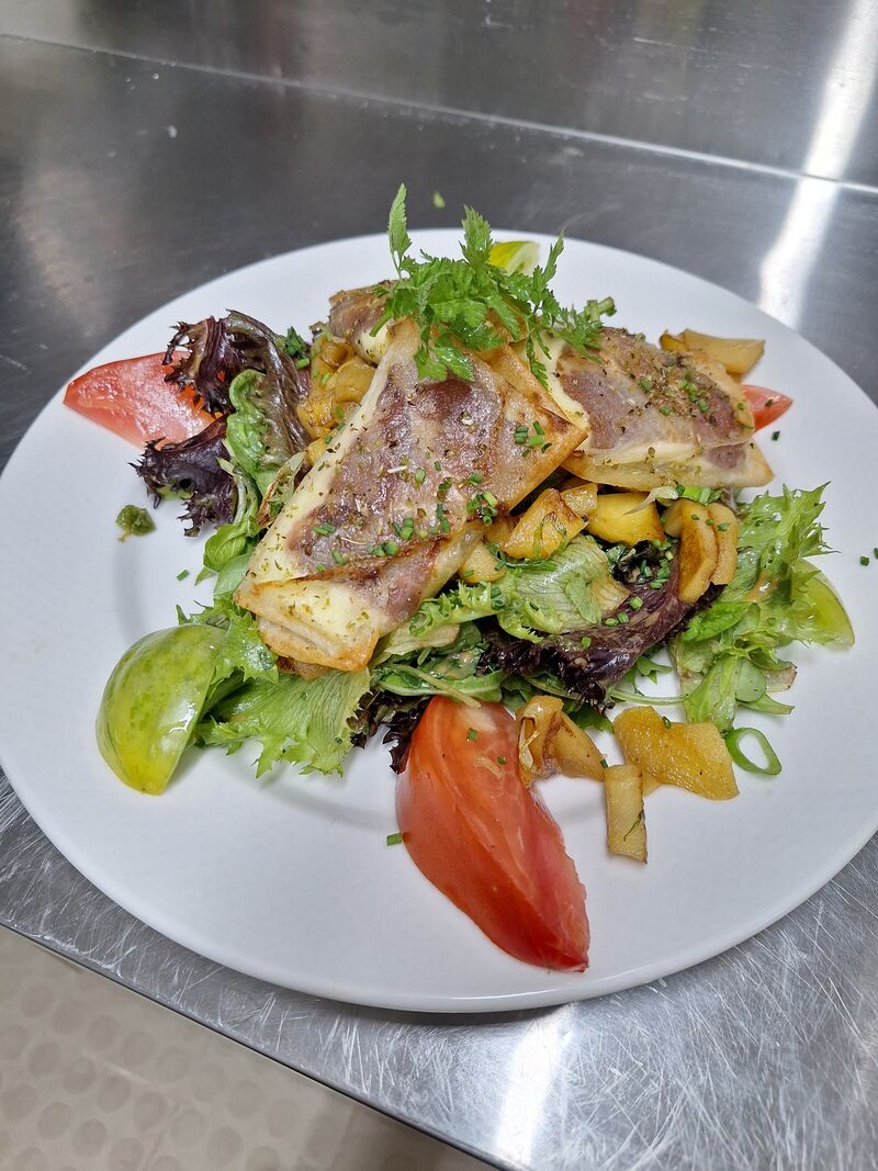 Croustillant de chèvre de Soleilhas sur son lit de Mesclun