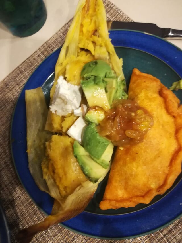 Empanadas und Maismehl (Tamal) 8,00€