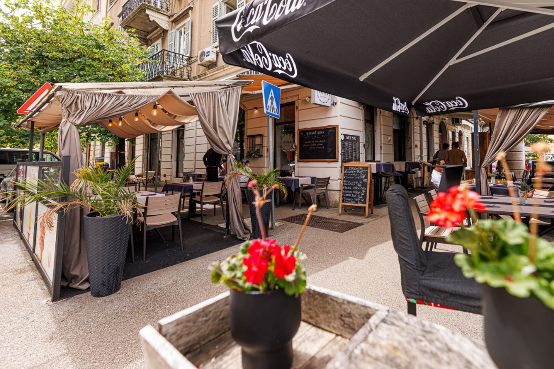 Uživajte u našoj hrani