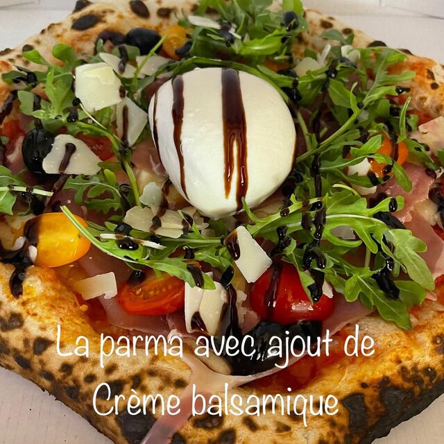 La parma avec sa burrata crémeuse avec ou sans balsamique selon les préférences