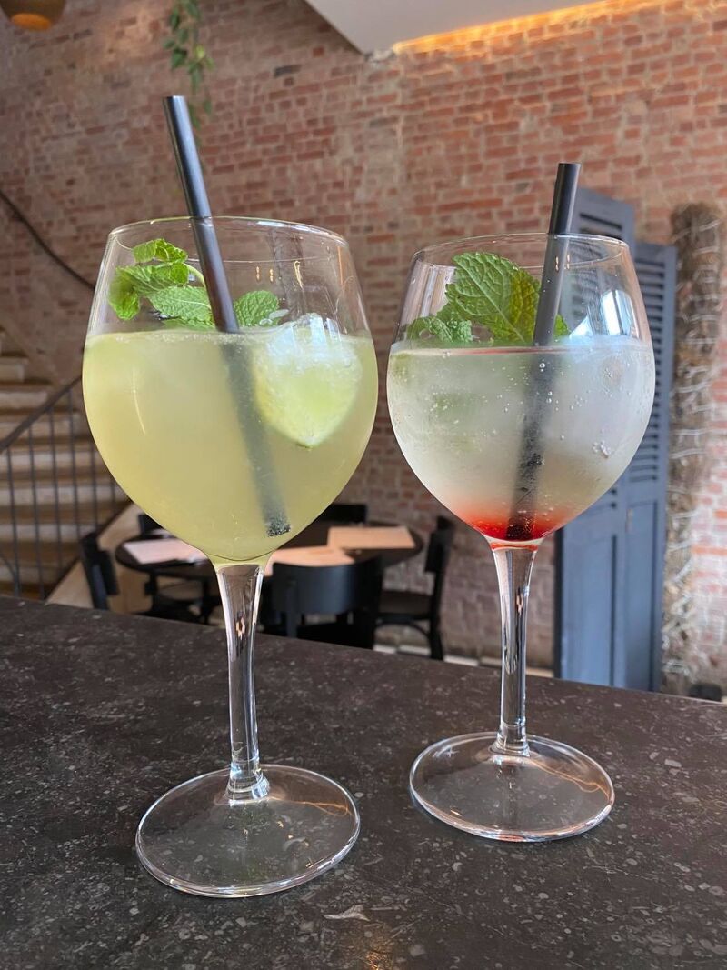 Aperitieven: Hugo van't huis - Aperitief van't huis