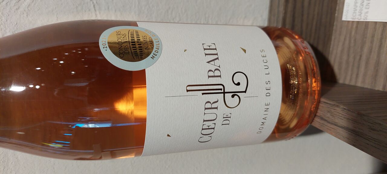 Coeur de baie.
Domaine des Luces.
Syrah/Grenache
Salade, grillades, viande blanche, apéritif.
7,50€