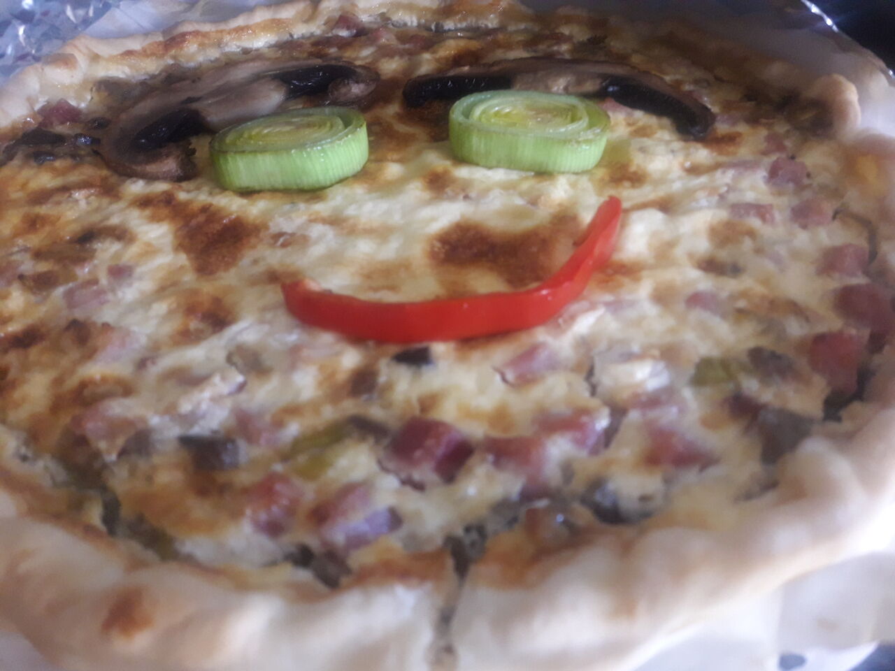 Tartes Salgadas - Quiches
(Diversas pré-definidas ou por encomenda)