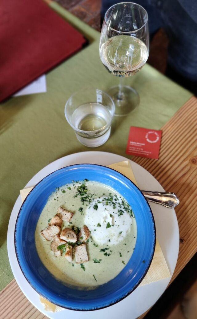 Schlosskräutersuppe ©Brigitta Mesenich