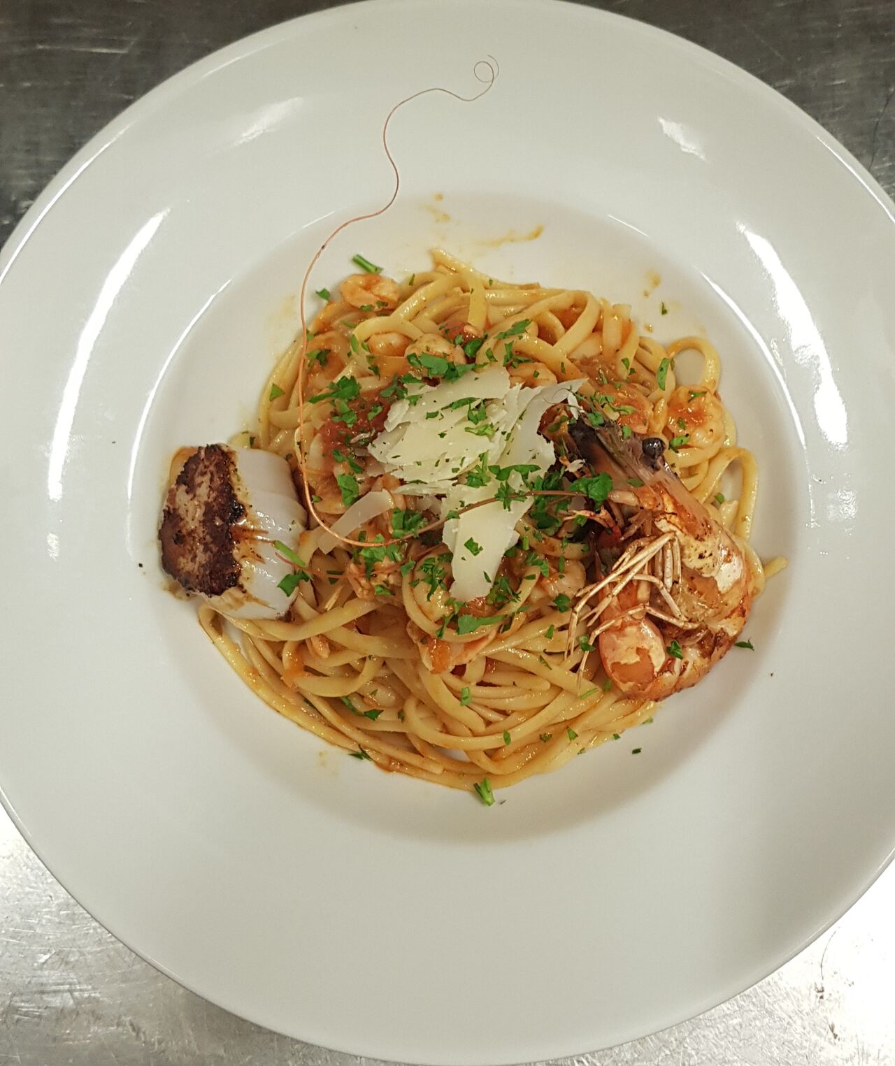 Linguine sautées aux fruits de mèr 