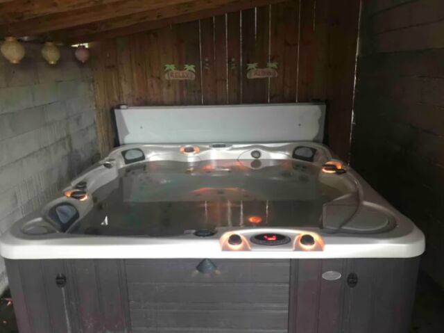 Jacuzzi
