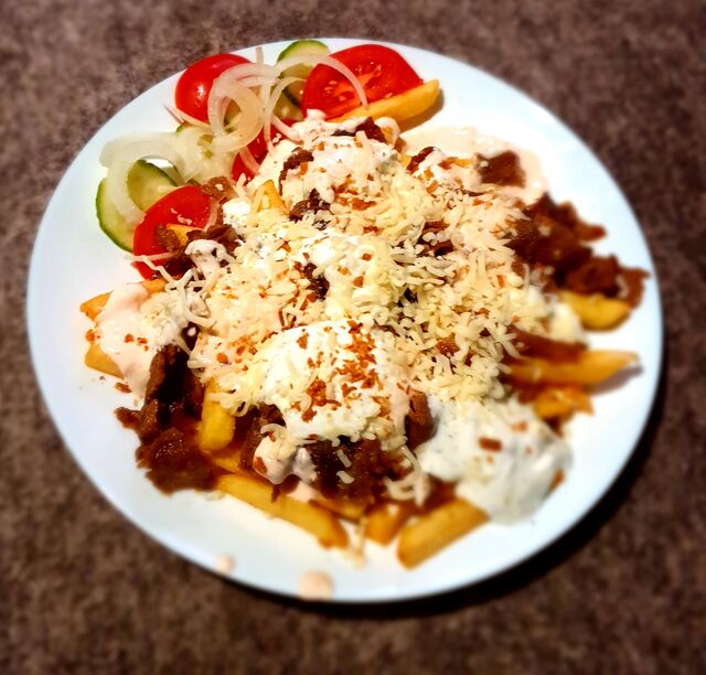 Gyros tál választható öntettel ajándék üdítővel.
1590
Plusz feltét 100 Ft