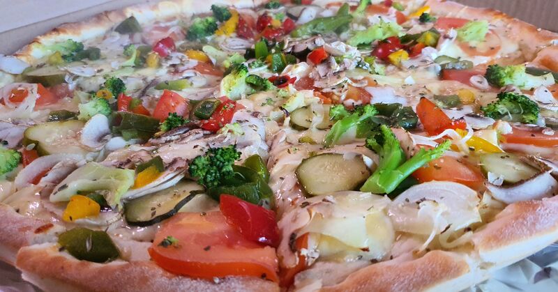 Zapraszamy do Bistro na pizze ?
Zamawiaj na wynos lub z dowozem ? tel.575 03 80 80
✅Możliwość płatności kartą u Kierowcy