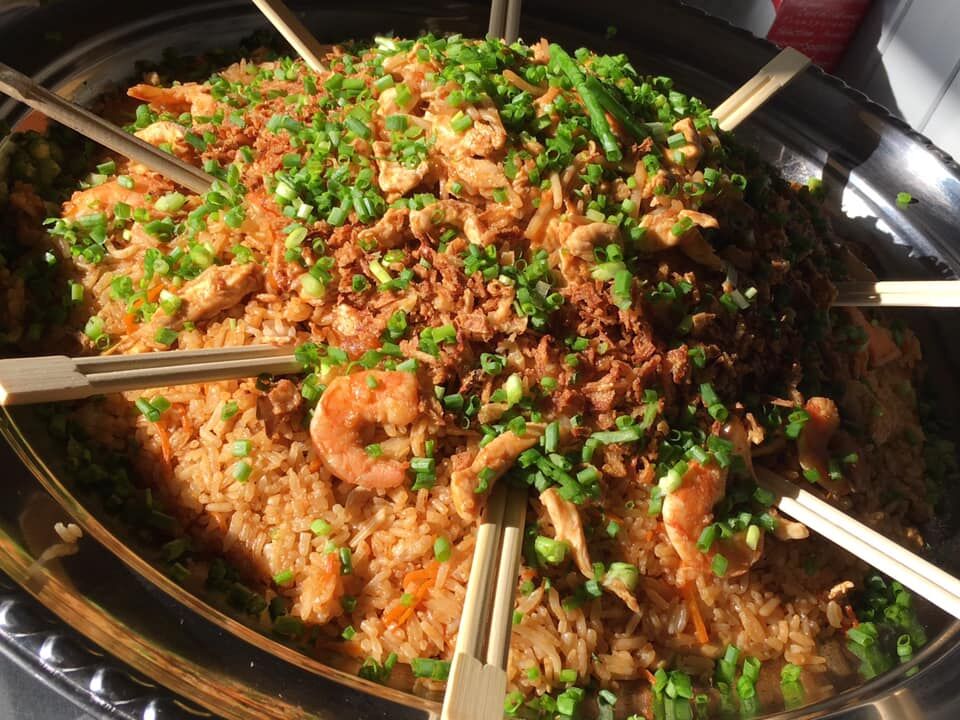 Grand Plats Thaï riz crevettes poulet - En évènement ou en commande de plat simple.