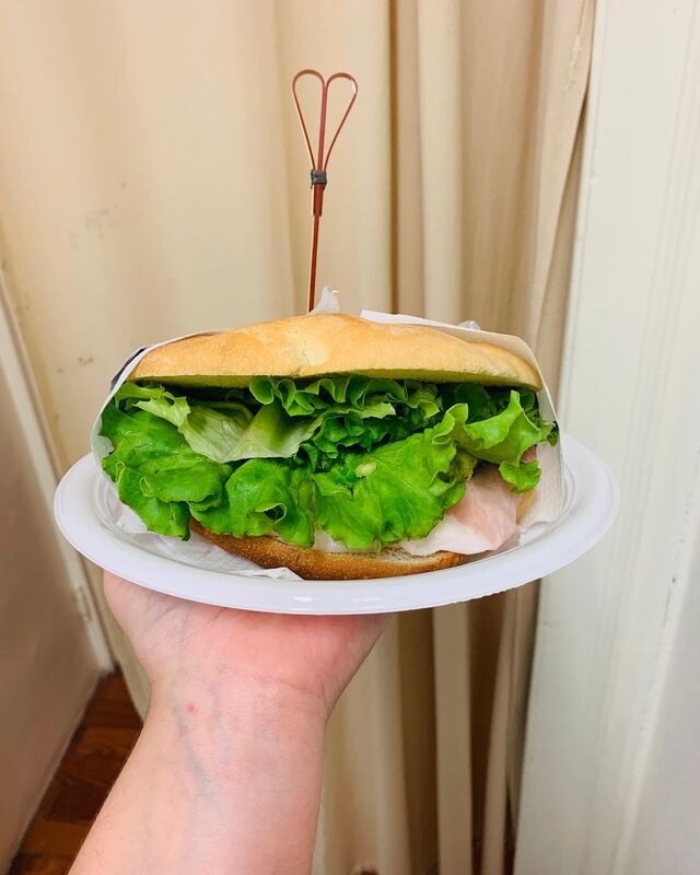 Questa è una signora focaccia, delicata e fresca allo stesso tempo..ecco voi la focaccia INNOVATIVA con morbido e fresco avocado