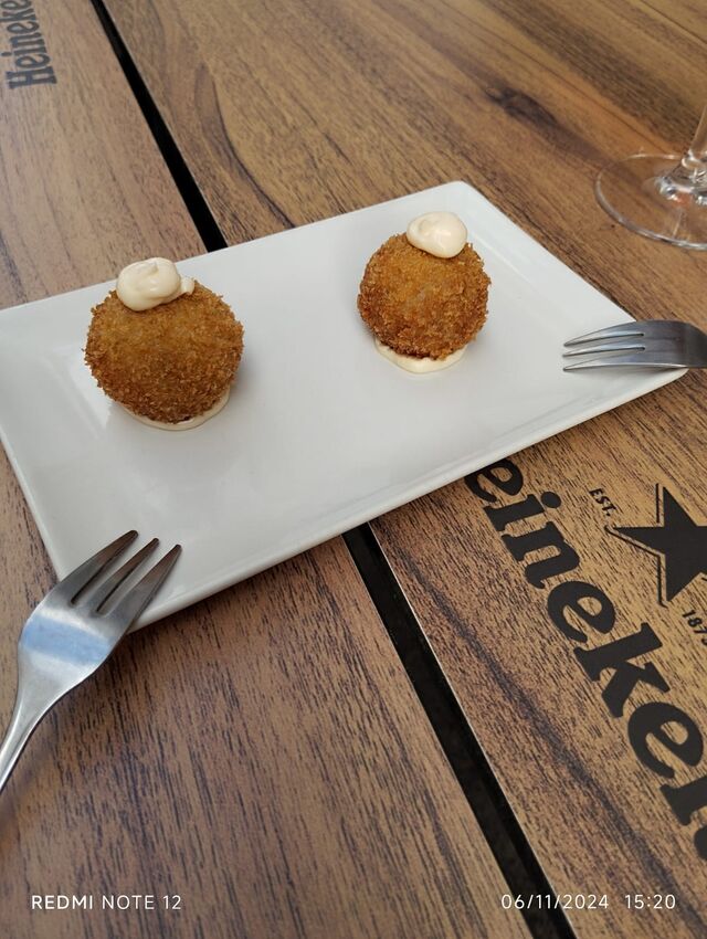 Croquetas de pollo asado