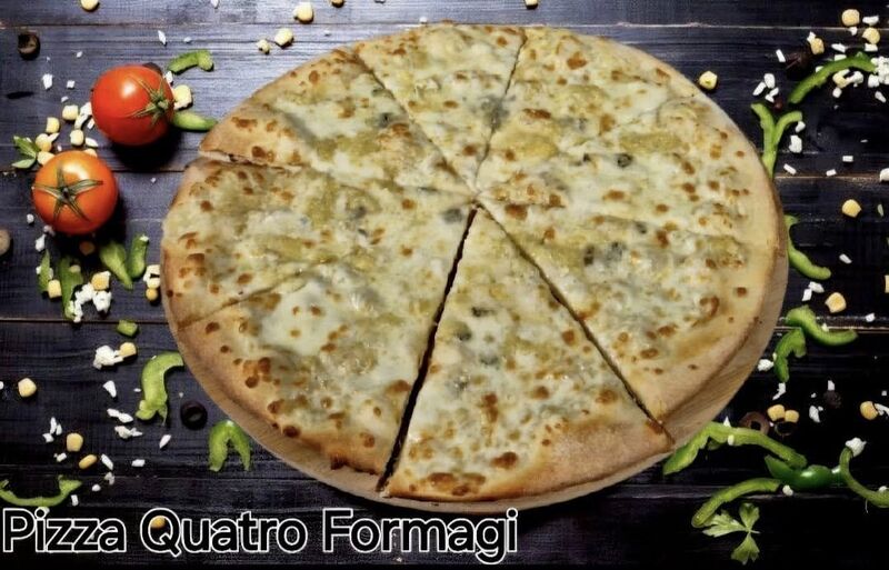 Mozzarella, parmezan, ementaler, gorgonzola