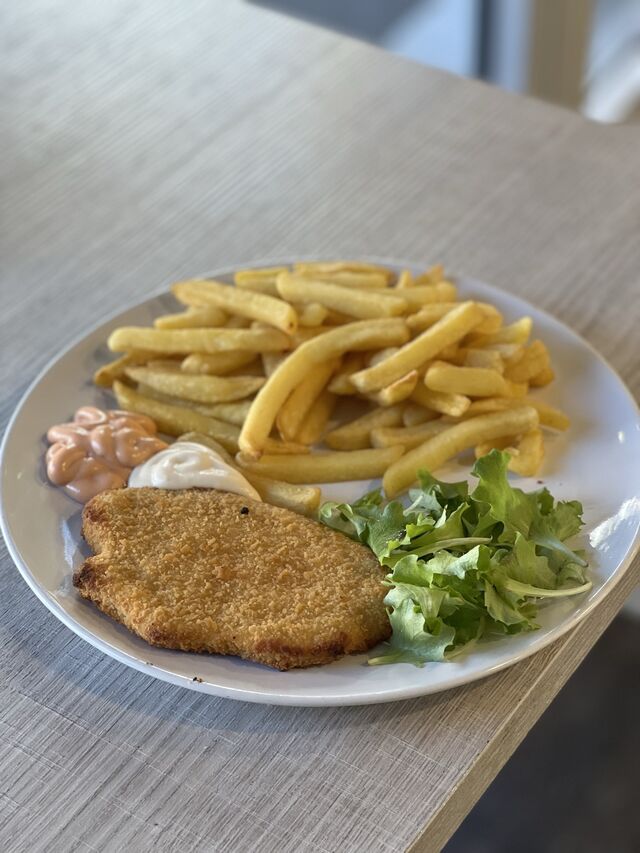 Cotoletta e patatine 