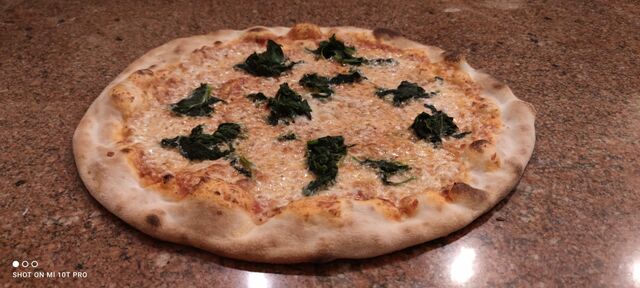 Pizza Spinat