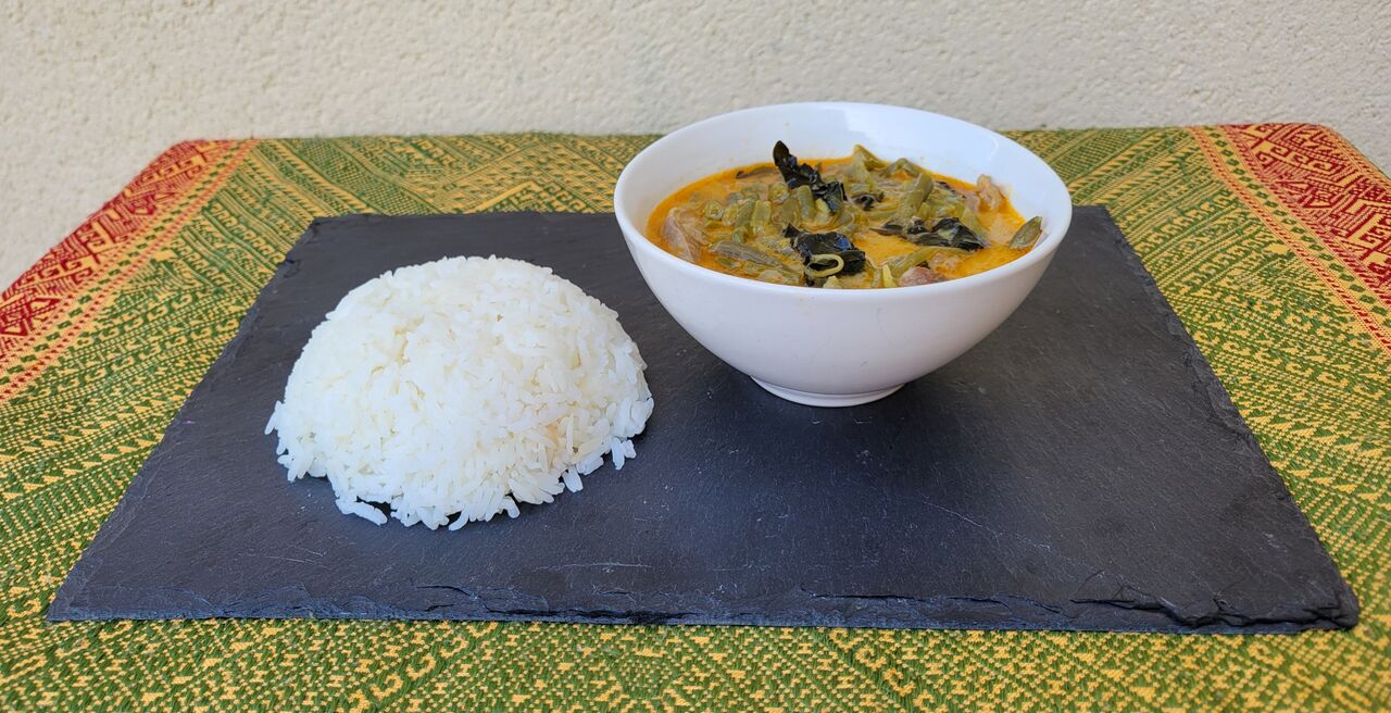 Keng phet (curry rouge thaïlandais)