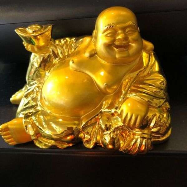 Venez caresser mon bidon, ça porte bonheur...alors je vous attends, à bientôt