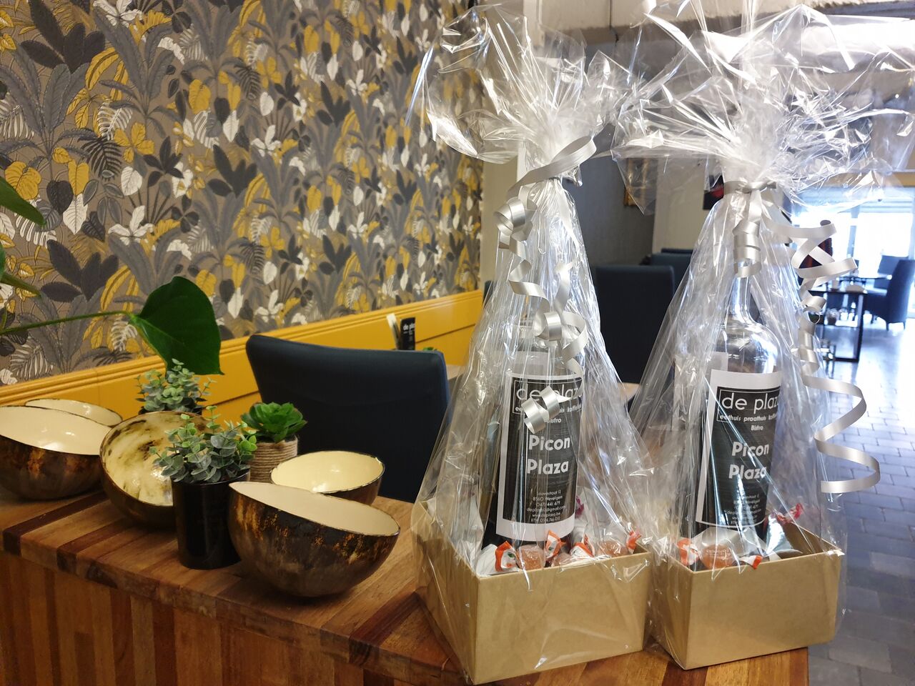 Picon plaza te koop per liter 25 euro voor aftehalen