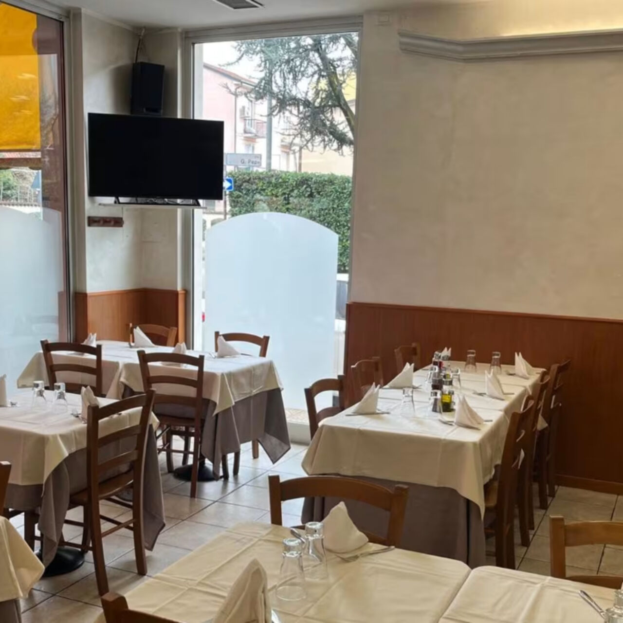 Come si presenta oggi il locale