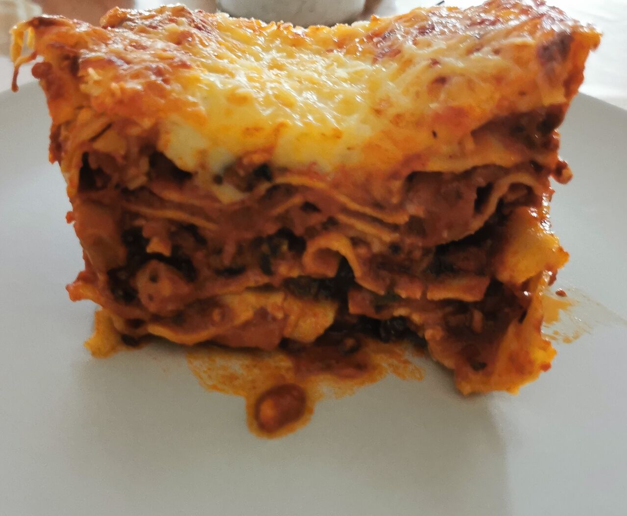 Lasagne sauce tielle
1 pers 5 euros
2 pers 9 euros
3 pers 12 euros
4 pers 15 euros