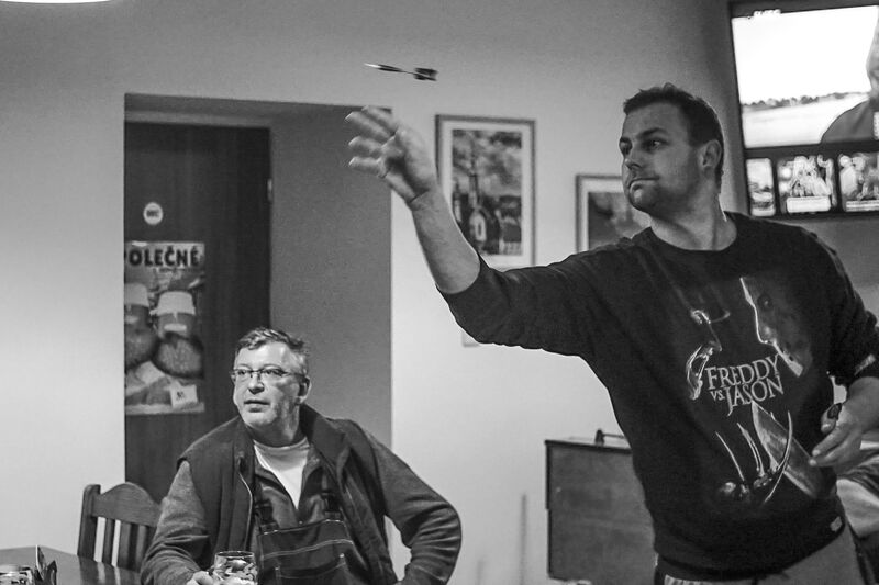 Amatérský šipkový turnaj