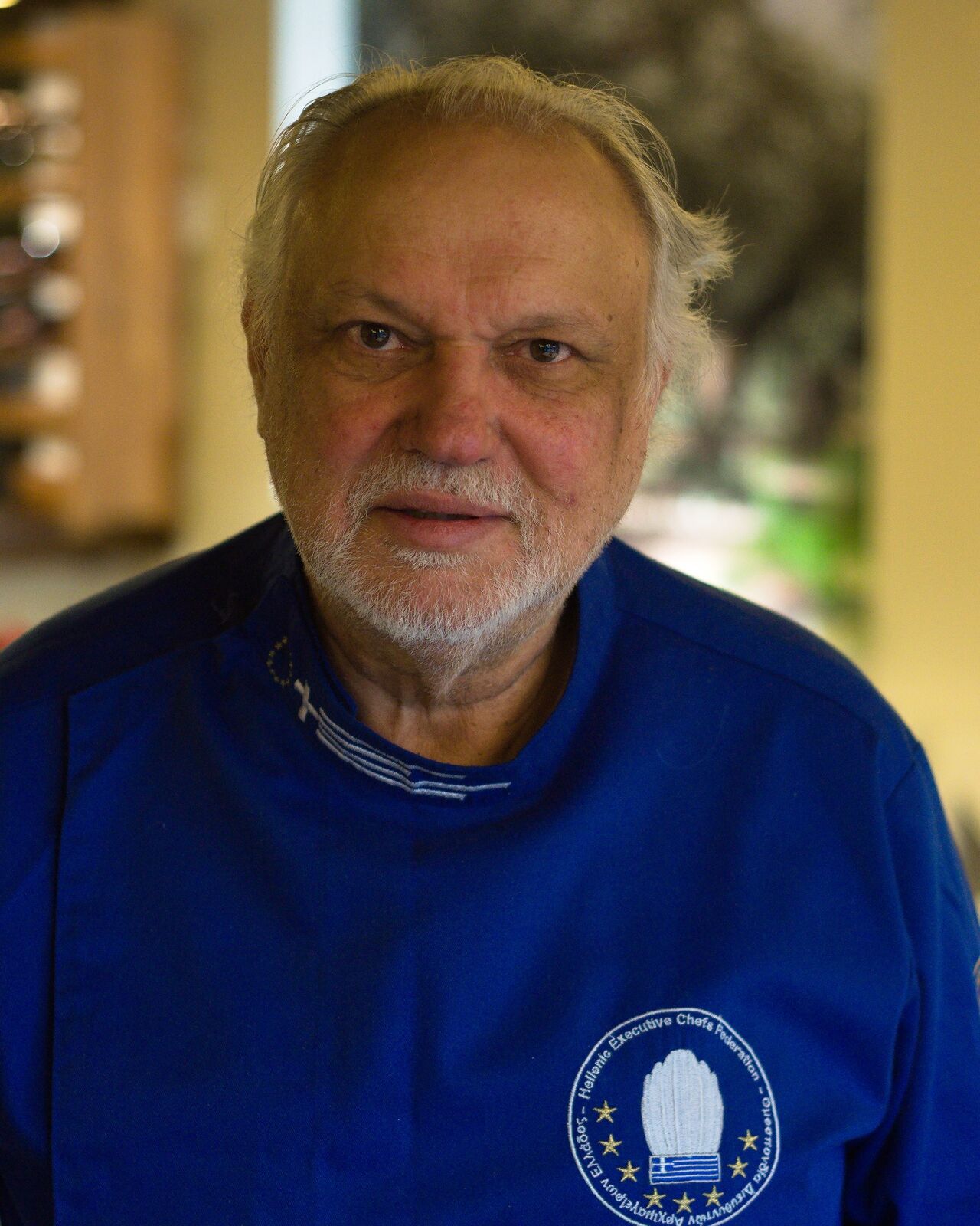 Kalimera! 🇬🇷 Poznajcie twórcę ELIA! 👨‍🍳 Makis Avgerinos - dusza naszej restauracji!