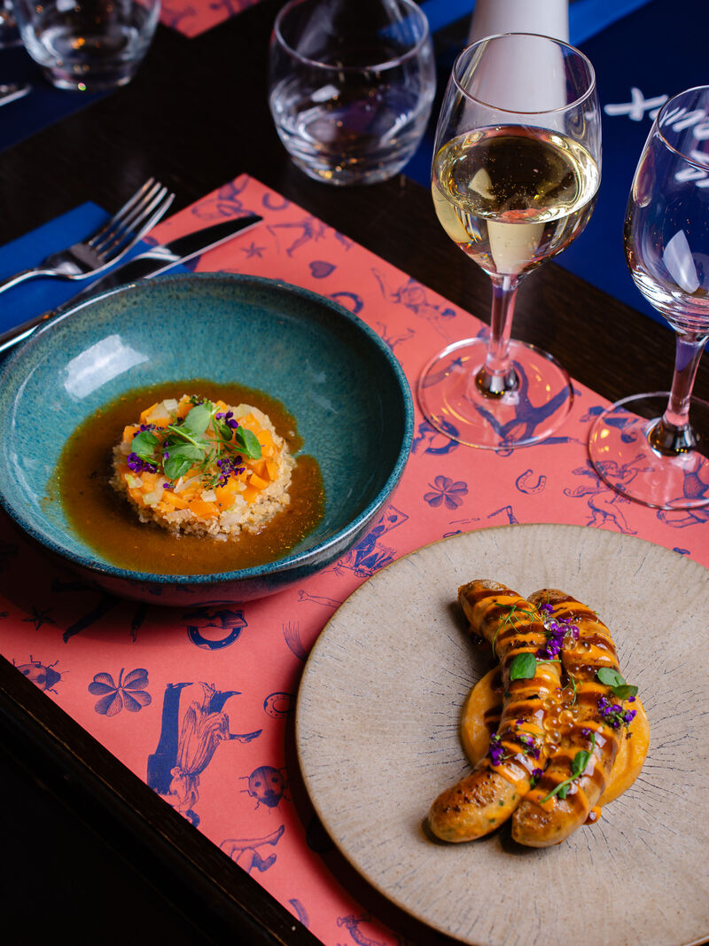 Saucisse de poisson et attiéké de légumes