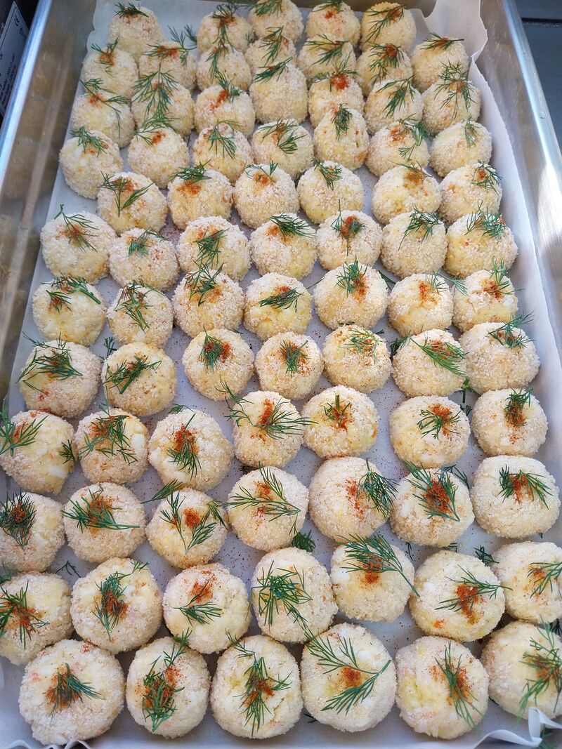 Boulettes Sakhaline au surimi, fromage frais, œufs 