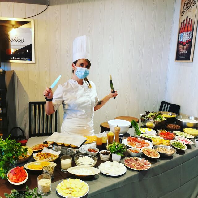 animation culinaire ( 1 vendredi soir par mois)