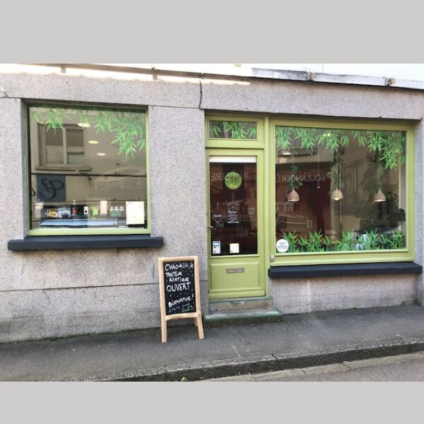 Notre petite boutique, poussez la porte, ça va bien se passer...