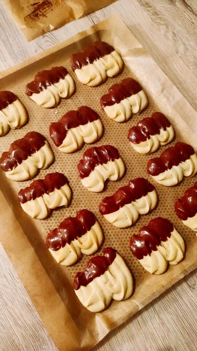 Sablés viennois 1/2 chocolat (ou spritz) 