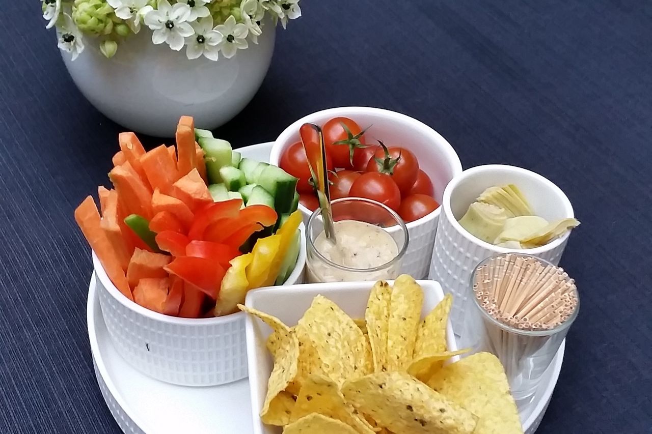 Receptie met de nodige staantafelhapjes