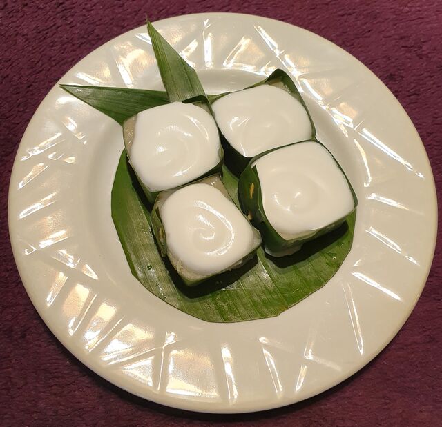 Taco
Dessert à la crème de coco et pâte de taro