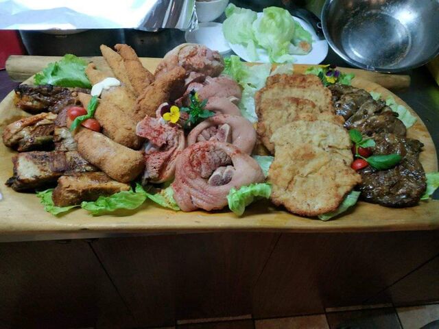 Koryta biesiadne na wynos i na miejscu 