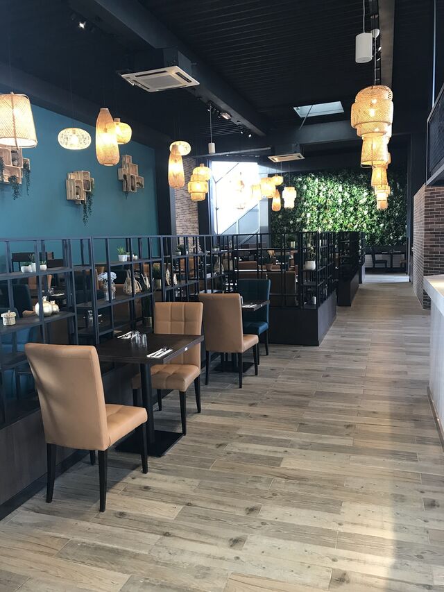 Notre salle principale.
Une autre salle au rez-de-chaussée ainsi qu'à l'étage sont disponibles.