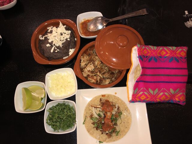 Tacos de Carnitas 