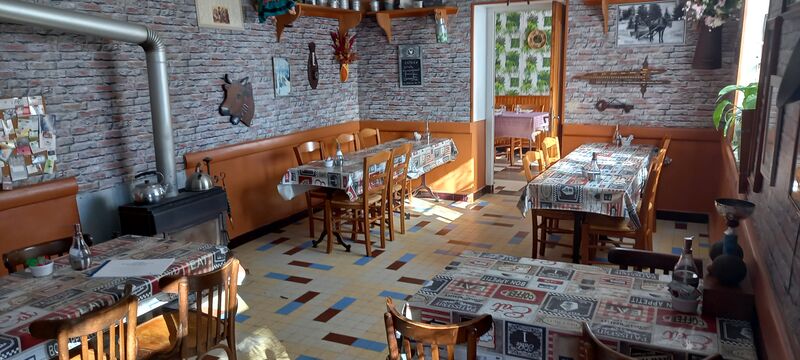 Café ( salle des ouvriers)