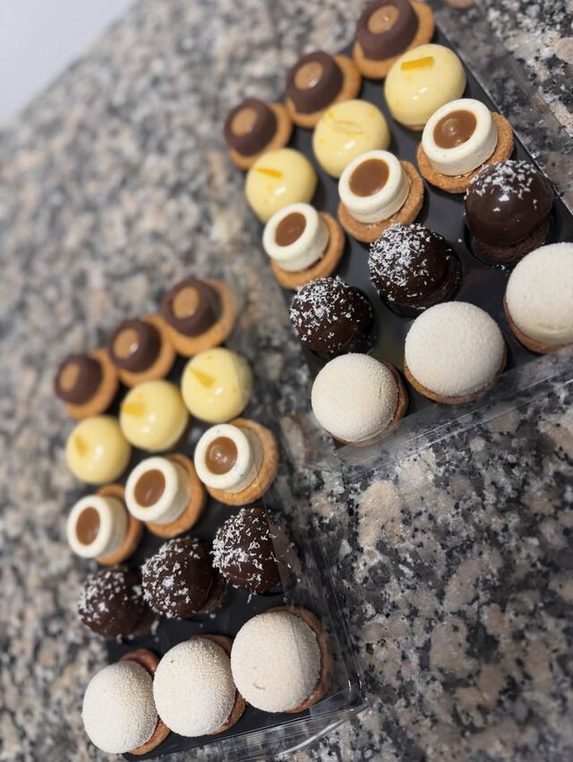 Petits fours sucrés