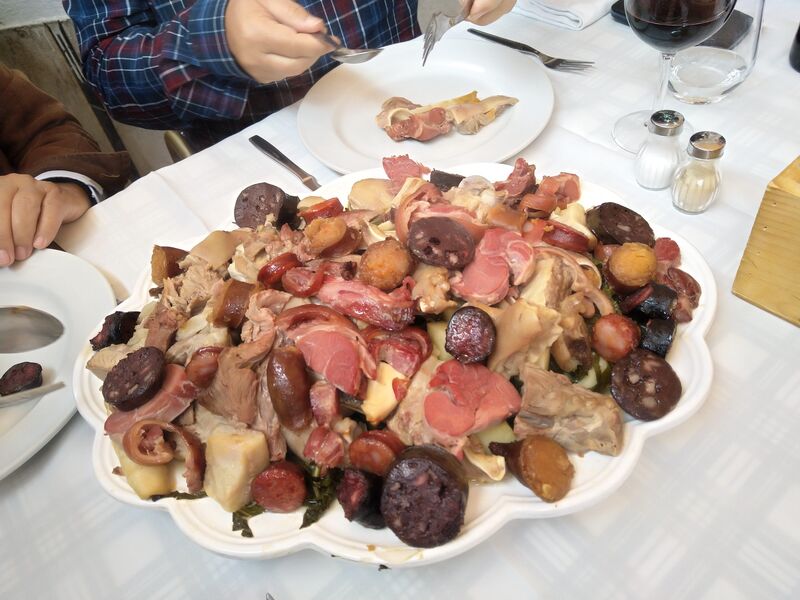 COUVES C/FEIJÃO À TRANSMONTANA