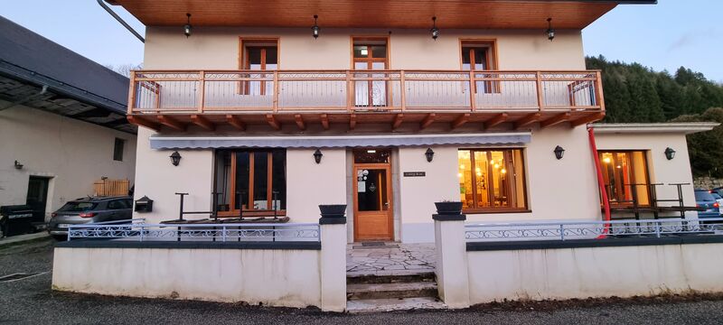 Façade de l'auberge