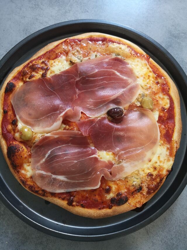 Pizza au jambon de Parme
