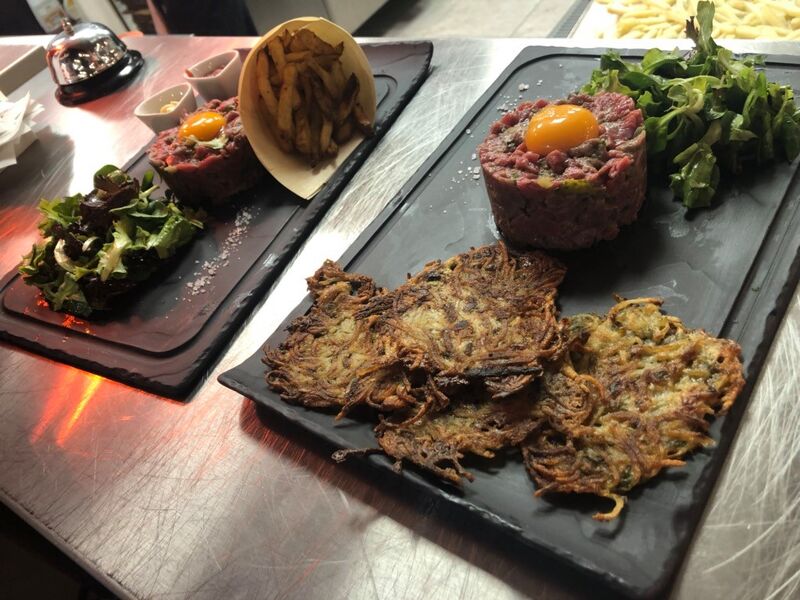 Tartares de boeuf charolais, haché au couteau. 