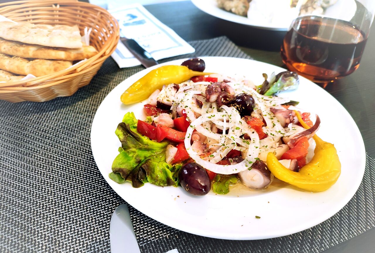 Nostimo Restaurant Griechische & Mediterrane Küche Restaurant Nostimo & Partyservice - Gößweinstein | Greek cuisine near
