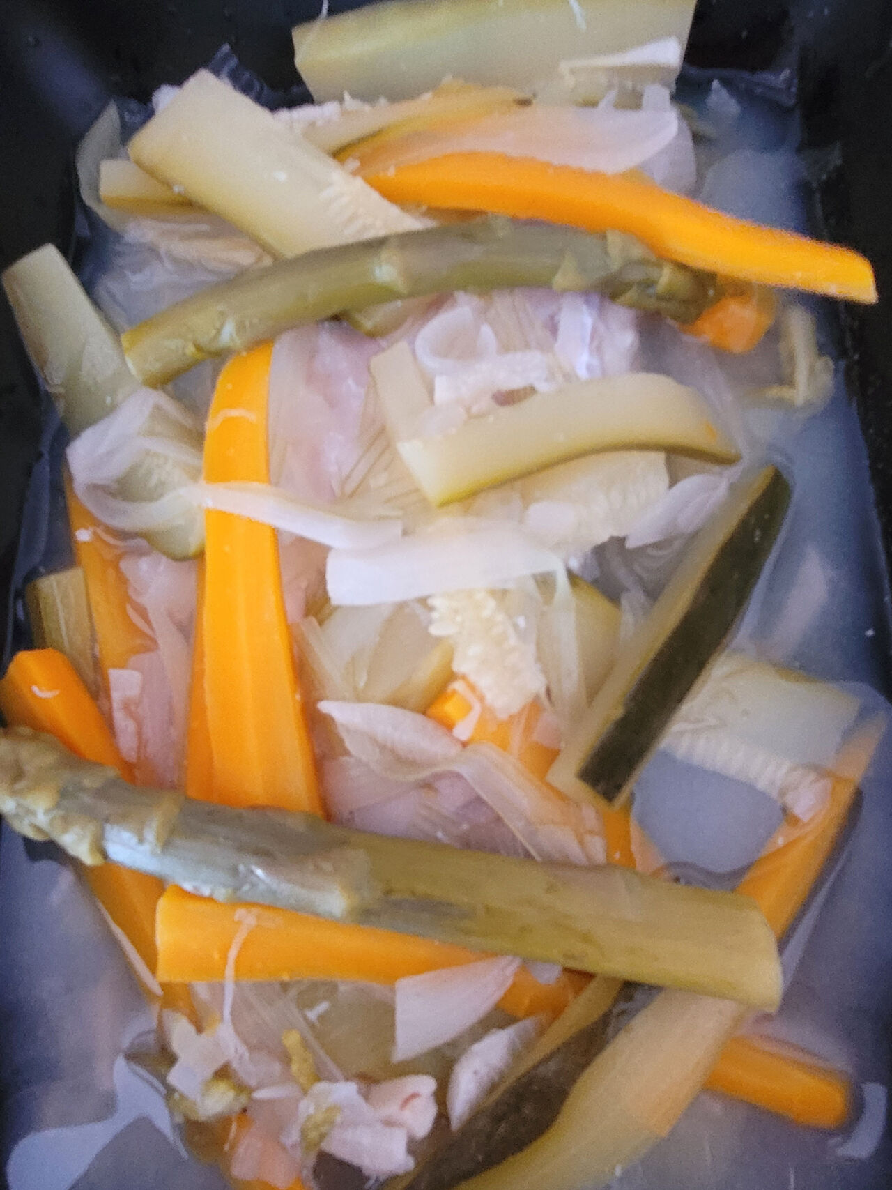 DOS DE CABILLAUD A LA NAGE