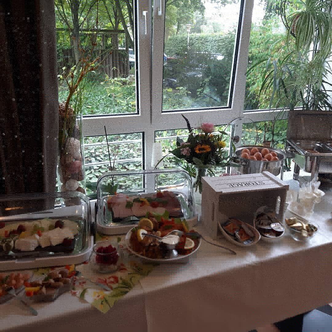Kleines Frühstücksbuffet