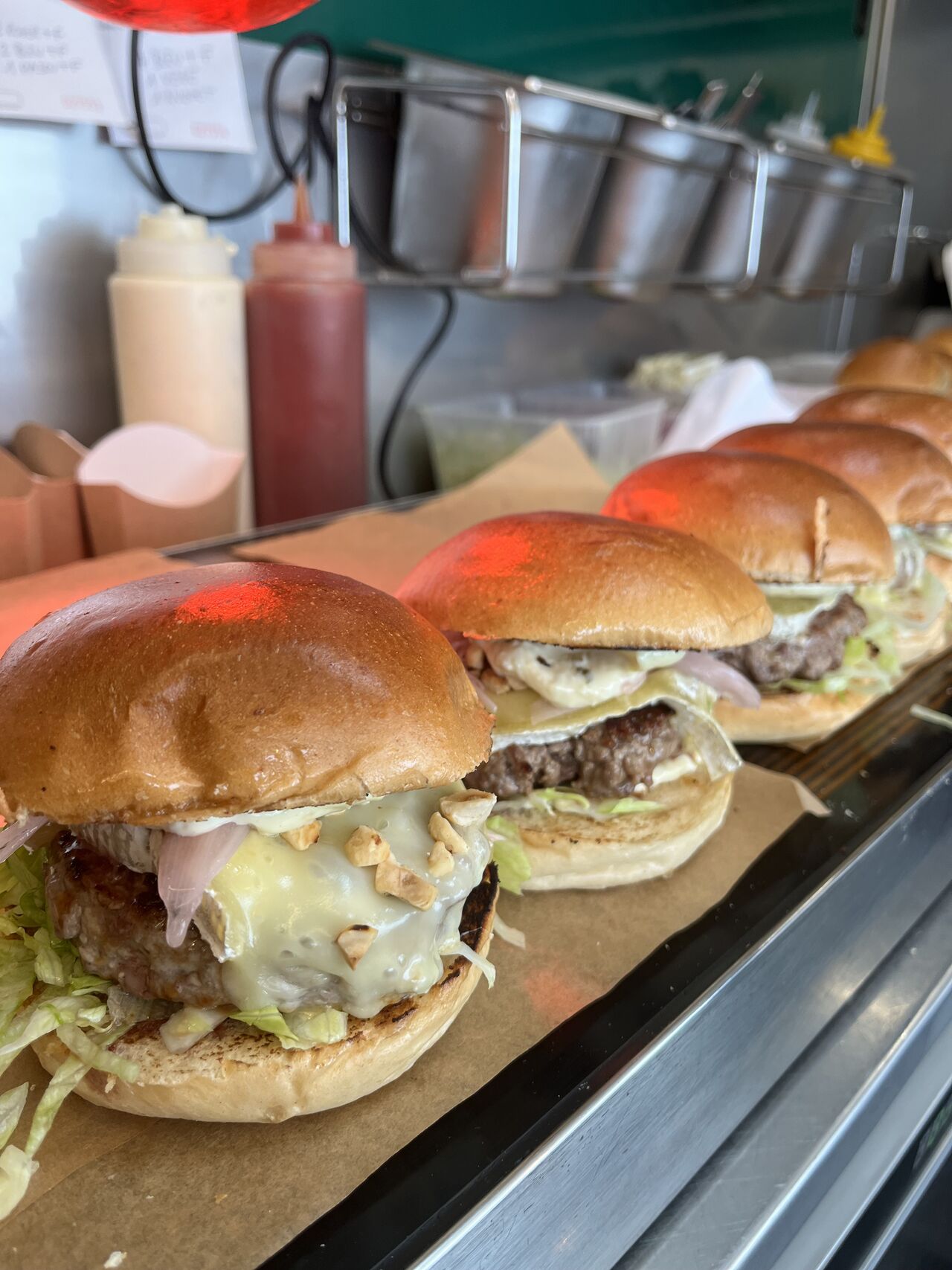 Burger Bleu du Vercors noisettes torréfiées