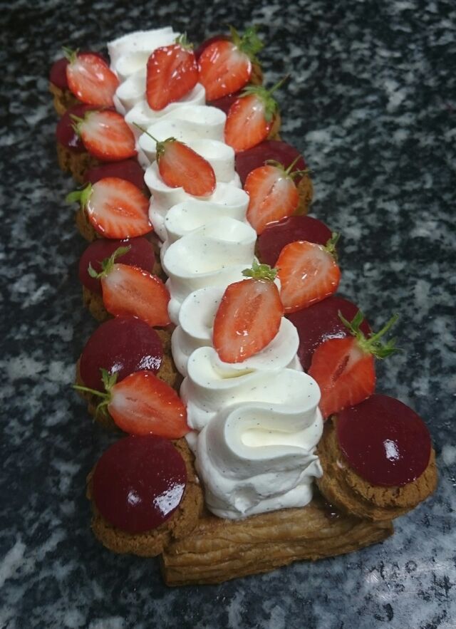 St honoré aux fruits rouges