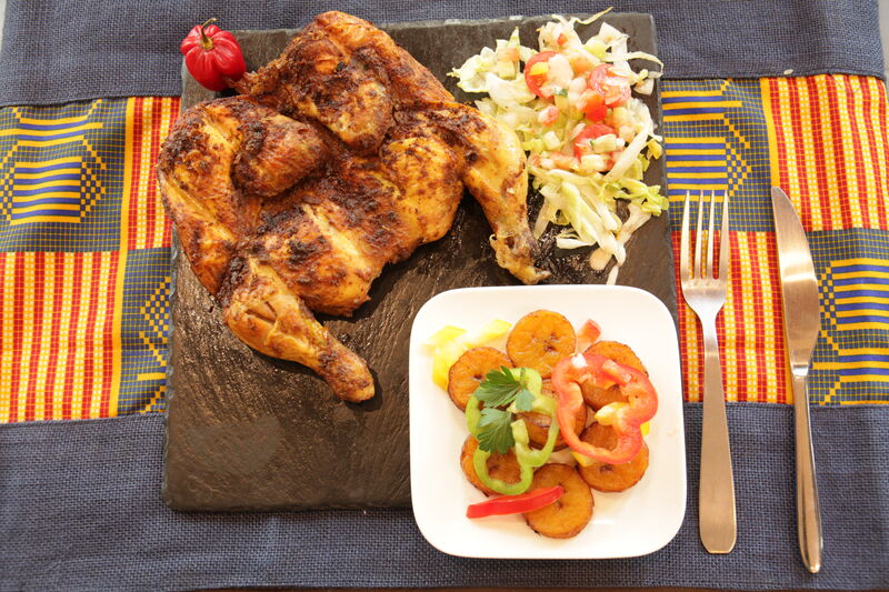 1/2 POULET BRAISEE ALOKO