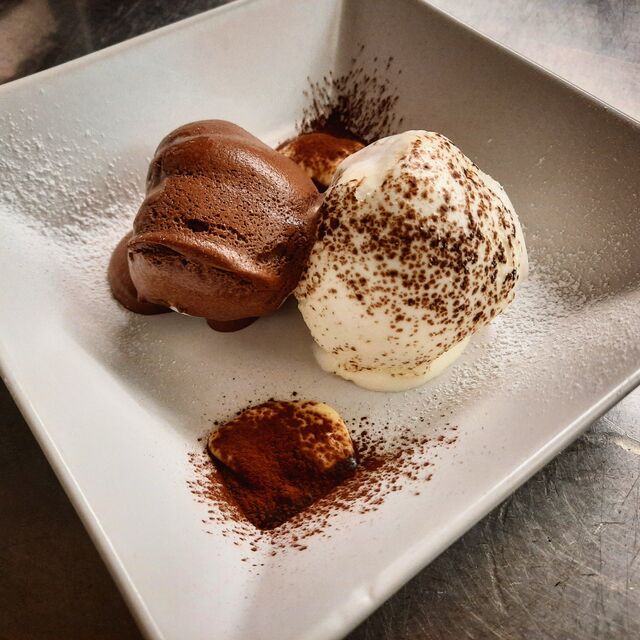 Profiterole
Italienische Windbeutel 