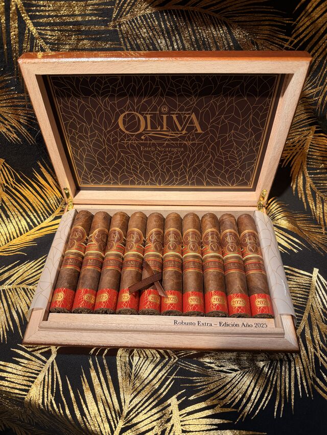 Coffret Oliva Melanio 2025